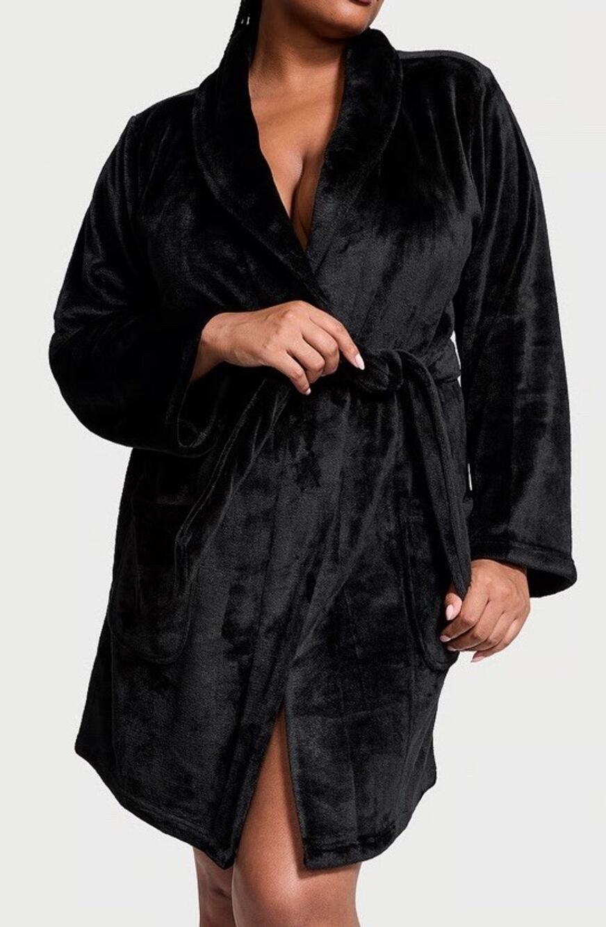 NWT $73 Victoria Secret Black Monogram Cozy Soft Velour Lounge Bed Bath Robe M/L